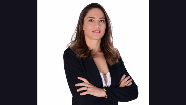 profa_substituta_Matemática_Marcela Loureiro Fanni