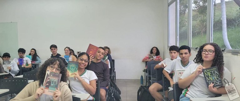 Projeto Roda Literária 2025_12.jpeg