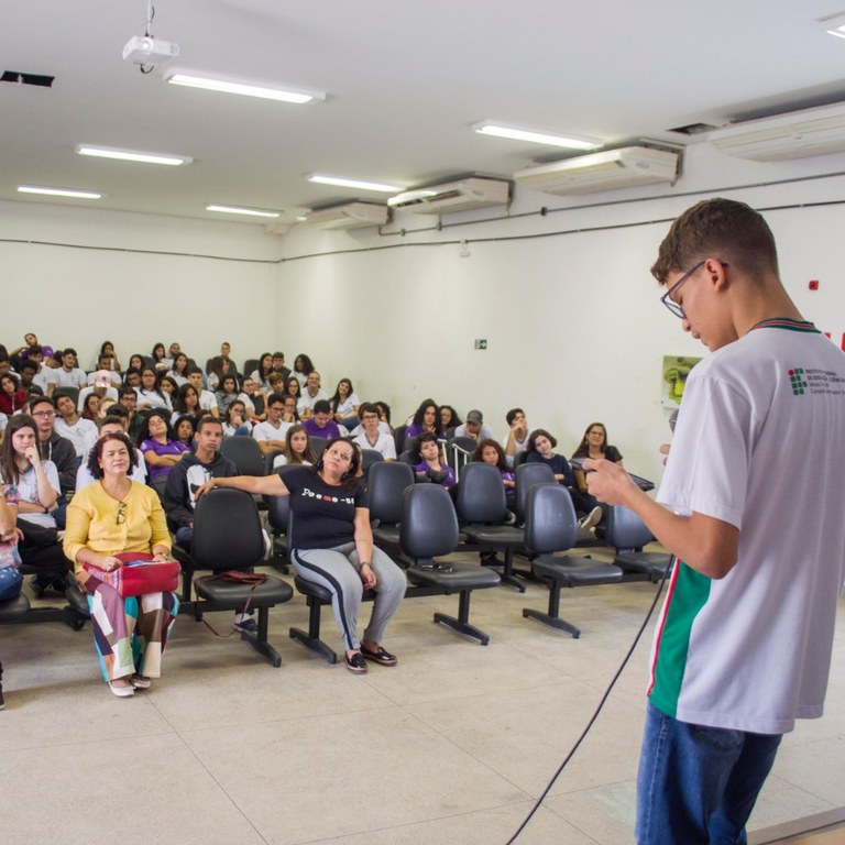 I Bienal da Poesia no Campus