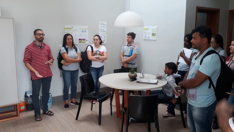 Visita alunos TGA na Espaço Lar Verde Lar 03.jpeg