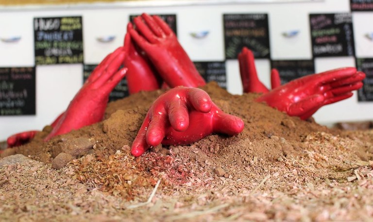 Exposição Brumas do Vale na UFJF-GV