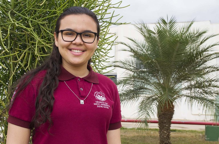 Aluna Letícia Lima - 3º ano do TMA