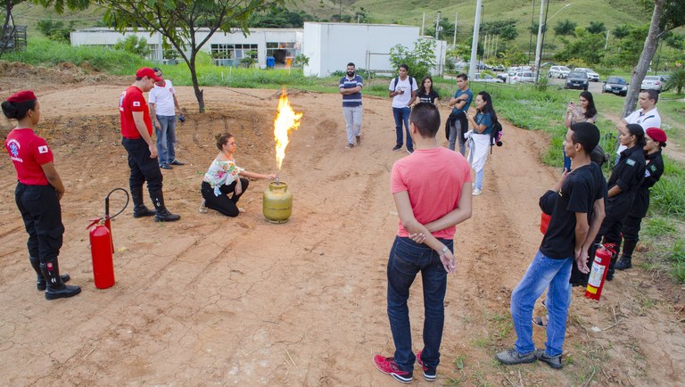 Minicurso Prevenção e combate a incêndio.JPG