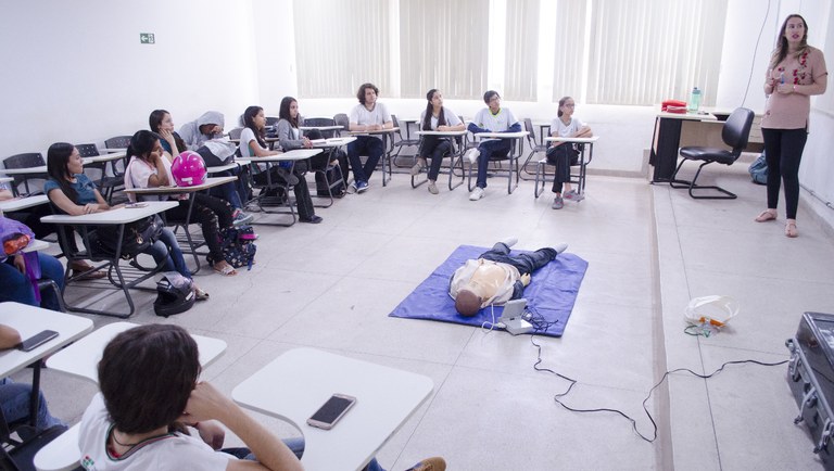 Minicurso Primeiros Socorros.JPG