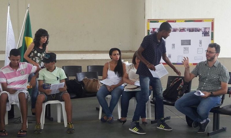 foto encontro Diálogos 4.jpg