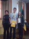 Guilherme Abreu L. B. Miranda recebendo a medalha de bronze da OBMEP 2016 na cerimônia regional realizada em Viçosa no dia 08/07.
