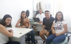 Representantes do Grêmio Estudantil em reunião com a Gestão do IFMG Campus Sabará.