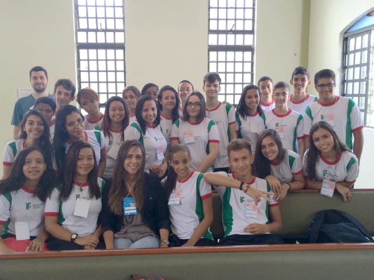 Alunos na Conferência Municipal de Direitos da criança e adolescente Alunos na Conferência Municipal de Direitos da criança e adolescente