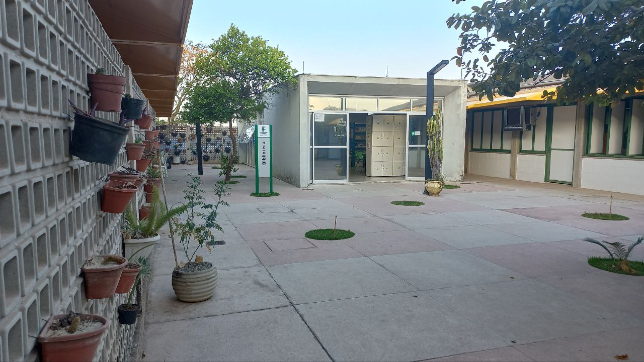 Áreaexterna2.jpg